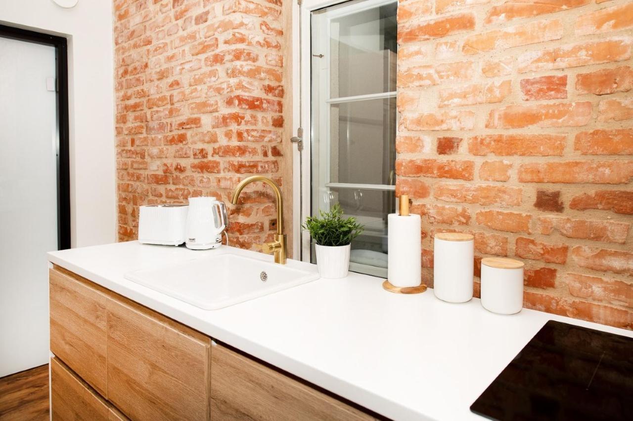 Old Town Luxury Apartment With Sauna 타르투 외부 사진